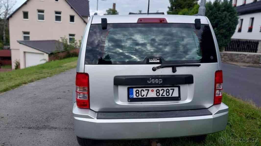Jeep Cherokee 2,8 - foto 3