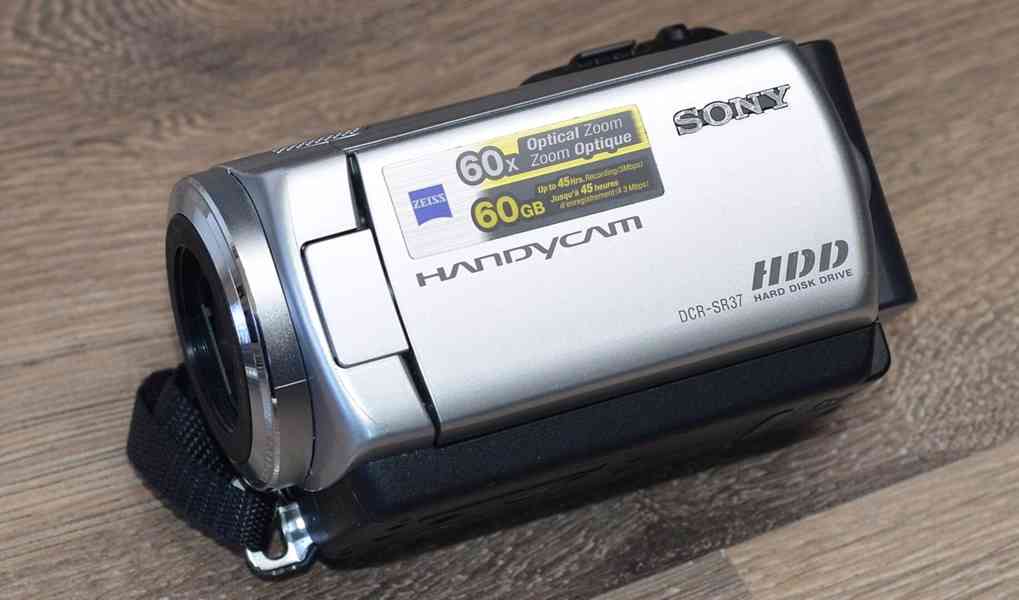 Videokamera: Sony DCR-SR37E *60GB pevný disk - foto 3