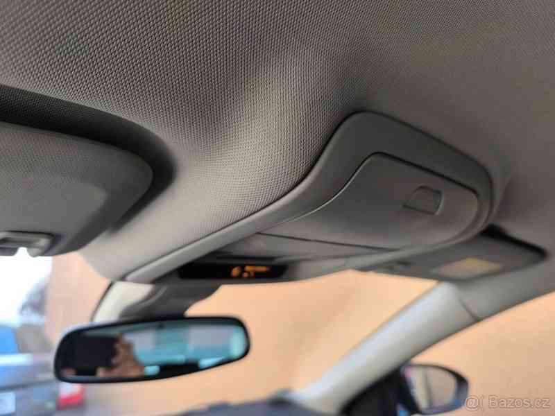Opel Insignia 2,0   CDT B 125KW AUTOMAT TAŽNÉ - foto 17