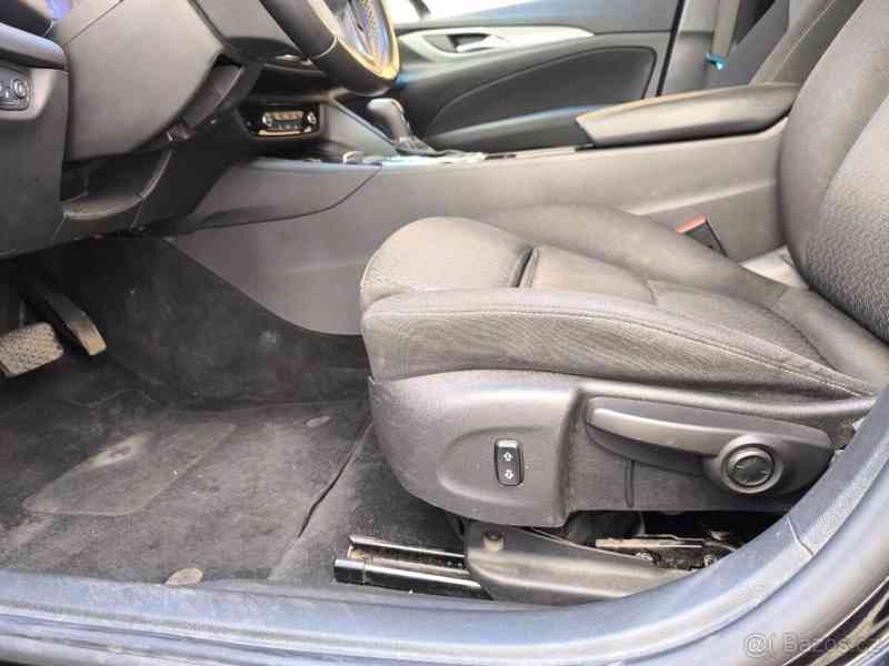 Opel Insignia 2,0   CDT B 125KW AUTOMAT TAŽNÉ - foto 16
