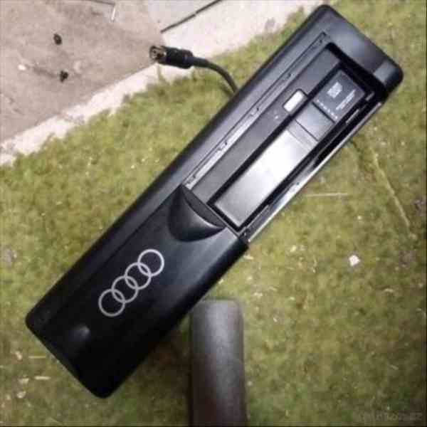 Audi A6 3,0   c6 TDI - foto 3