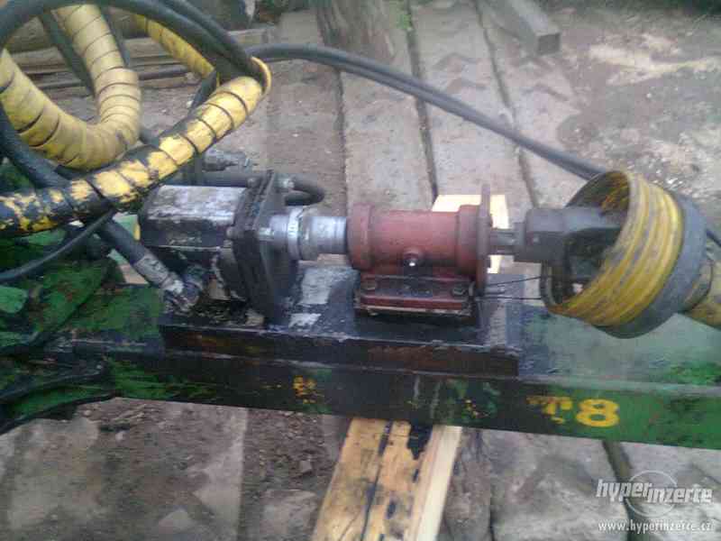 vyvážecí vlek - foto 4