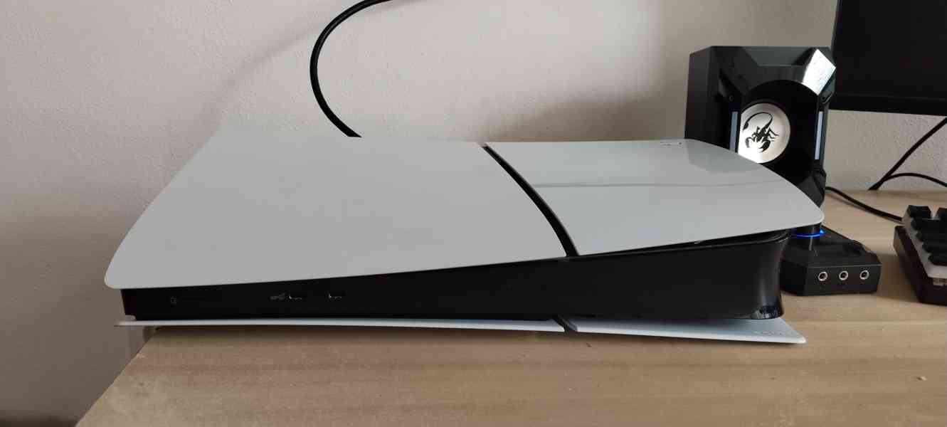 PlayStation 5 slim digital verze - foto 2