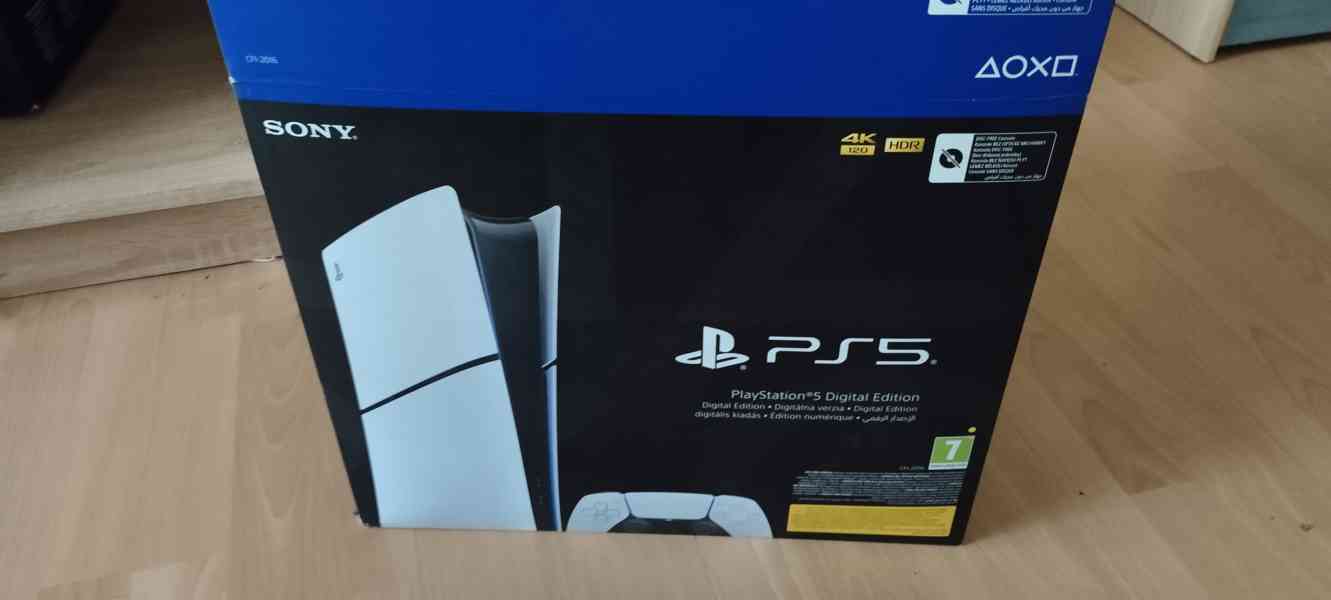 PlayStation 5 slim digital verze - foto 4