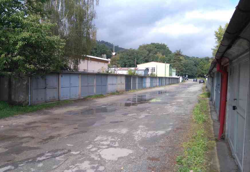 Garáž na ul Komenského - foto 2