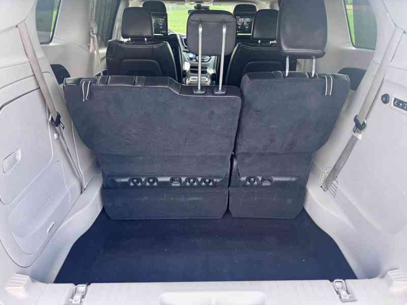 Chrysler Pacifica 3,6 DVD LIMITED ADAPT 8 míst 2017 - foto 8