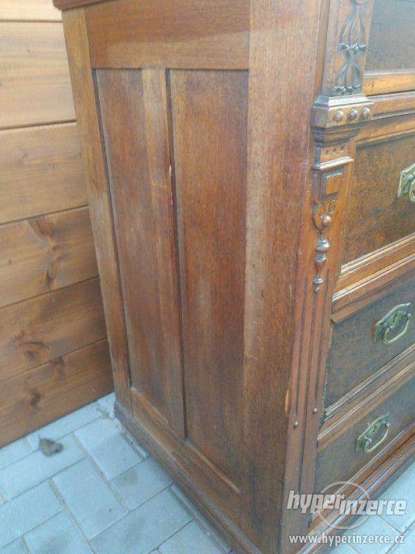 Starožitná KOMODA - foto 3