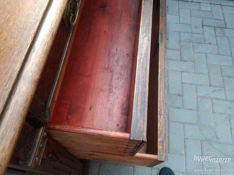Starožitná KOMODA - foto 6
