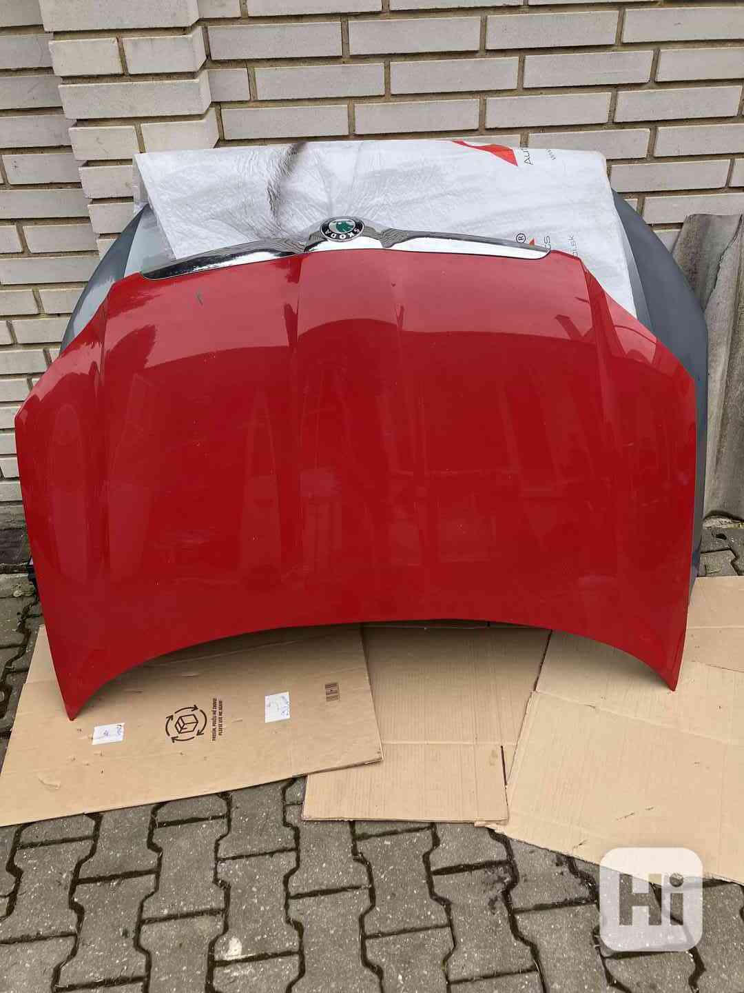 predni houbna kapota skoda yeti 09-13 cervena yety - foto 1