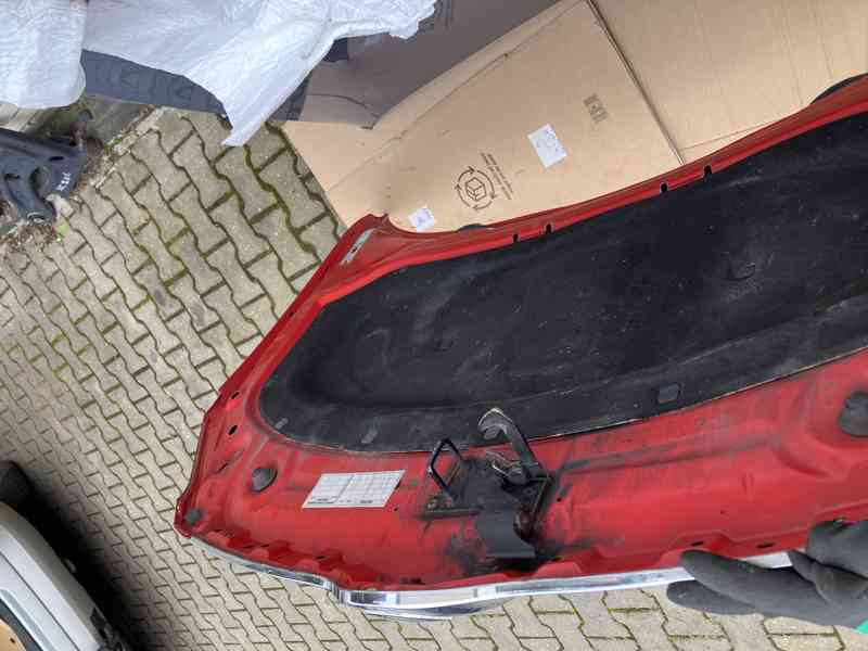 predni houbna kapota skoda yeti 09-13 cervena yety - foto 8