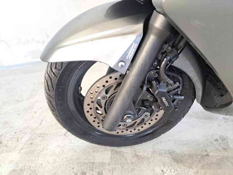 Honda Silver Wing 400 ABS - foto 9