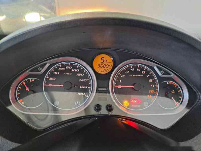 Honda Silver Wing 400 ABS - foto 14