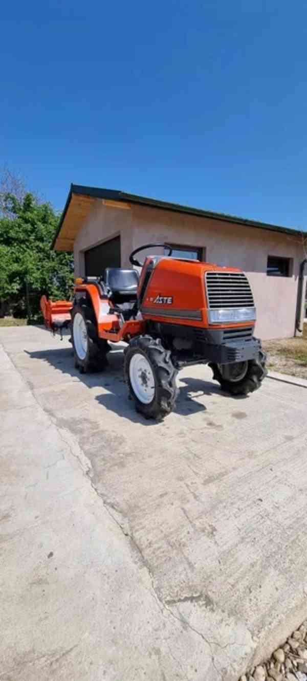 Traktor KUBOTA ASTE A-15 - foto 5