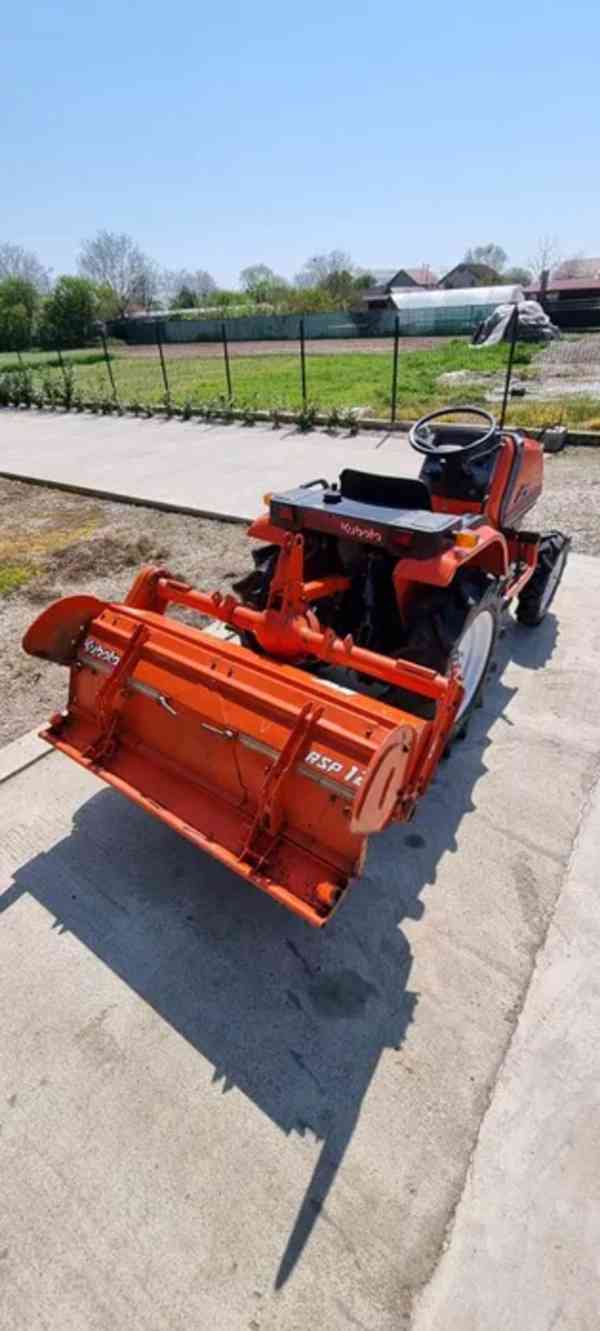 Traktor KUBOTA ASTE A-15 - foto 6