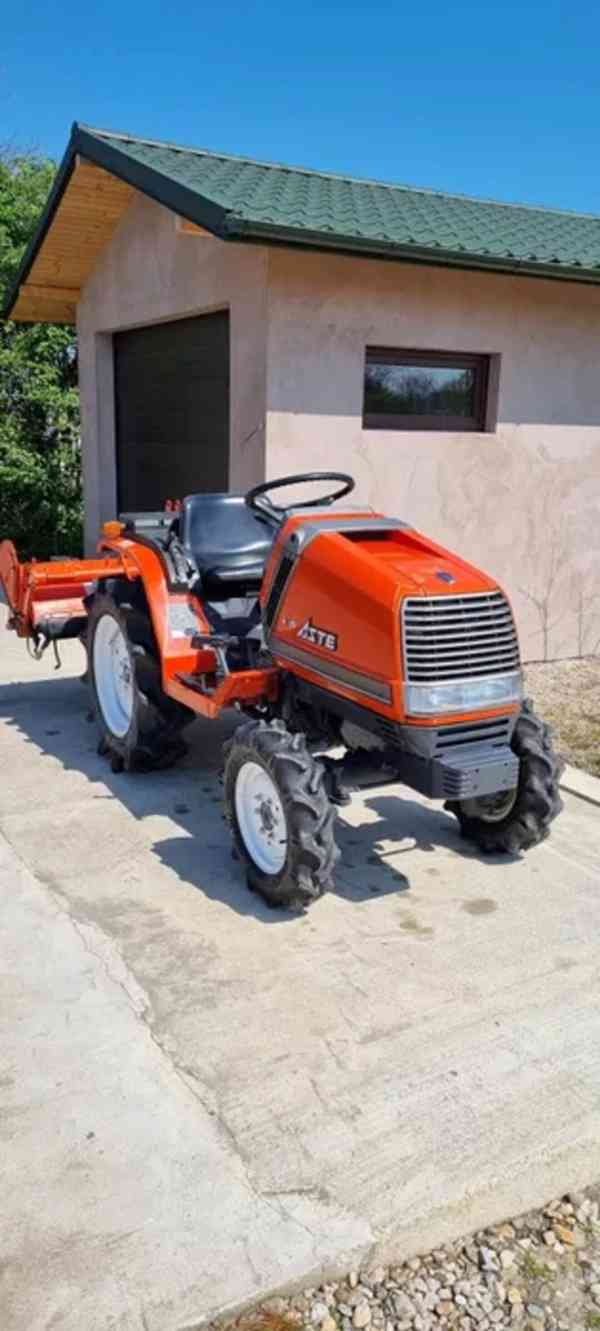 Traktor KUBOTA ASTE A-15 - foto 2