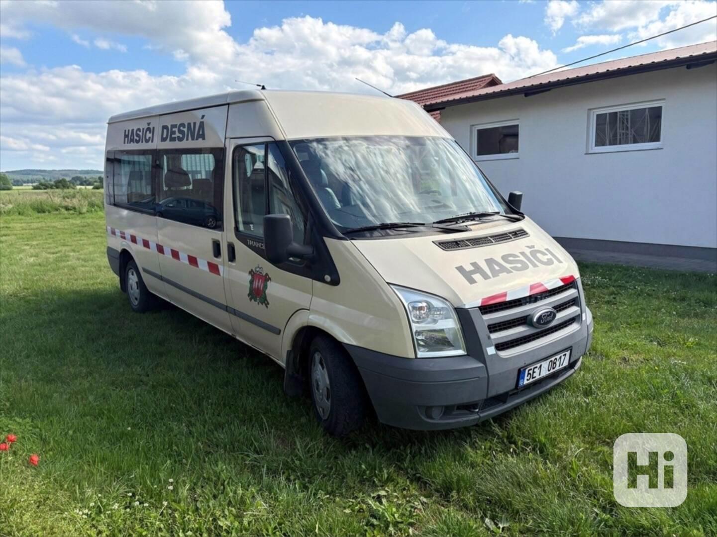 Ford Transit 2,2   TDCi 9 míst - foto 1