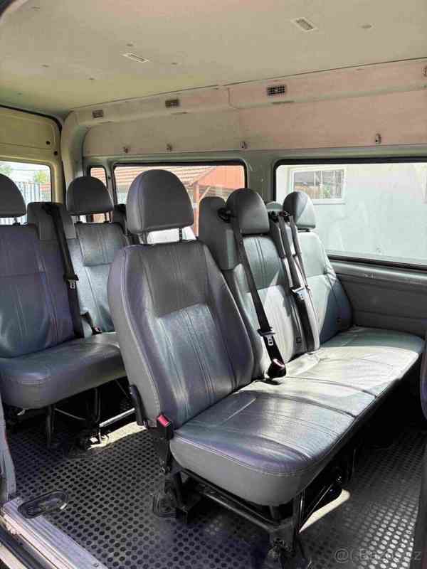 Ford Transit 2,2   TDCi 9 míst - foto 5