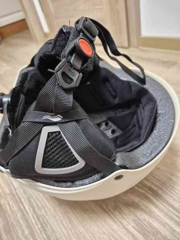 Lyžařská helma Crivit - foto 8