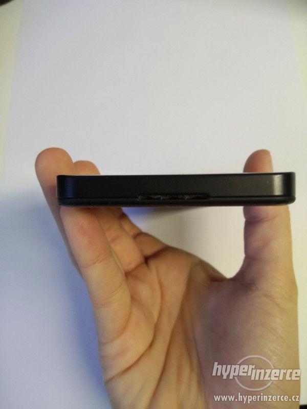Blackberry Z10 16GB černý - foto 4