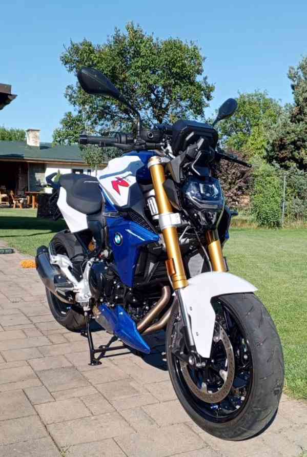 BMW F 900 R - foto 1