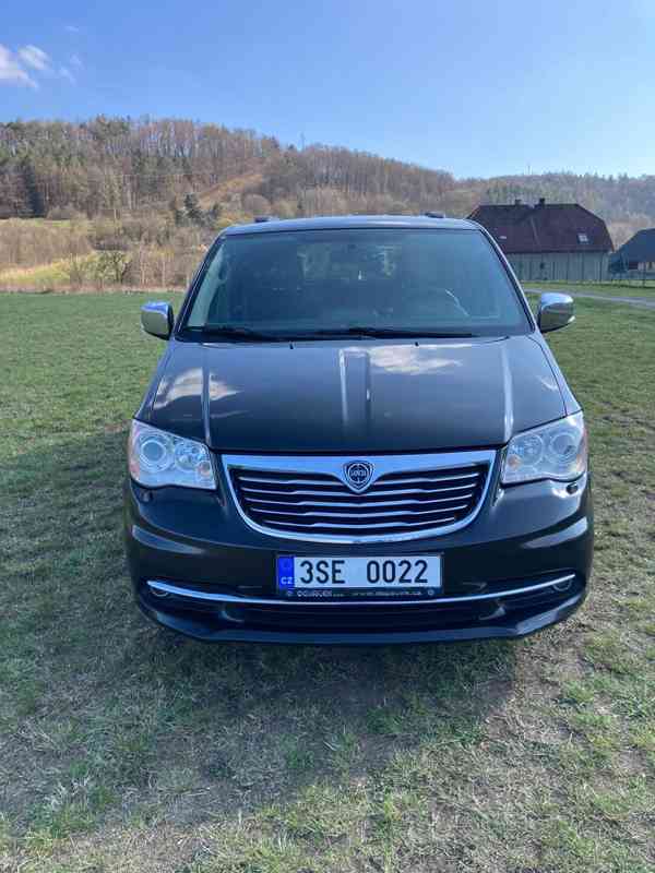 Voyager 2015 - 3,6 V6 - foto 5