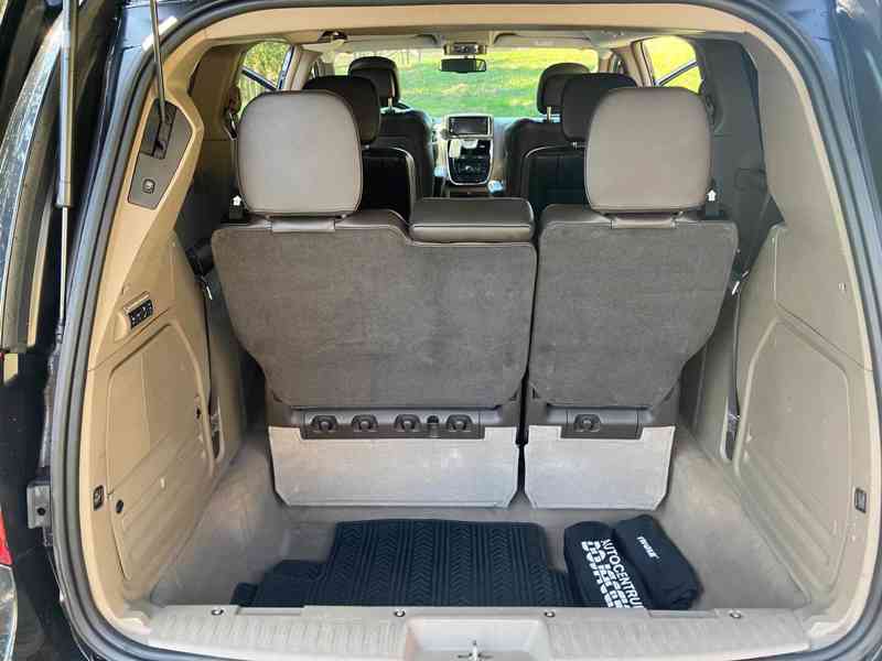 Voyager 2015 - 3,6 V6 - foto 11