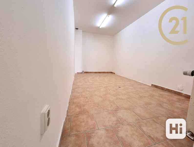 Pronájem obchodního prostoru,  120m2 - Hodonín - foto 4