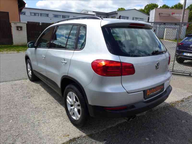 Volkswagen Tiguan 1,4 TSI DIGI AC, VÝHŘEV, PDC - foto 4