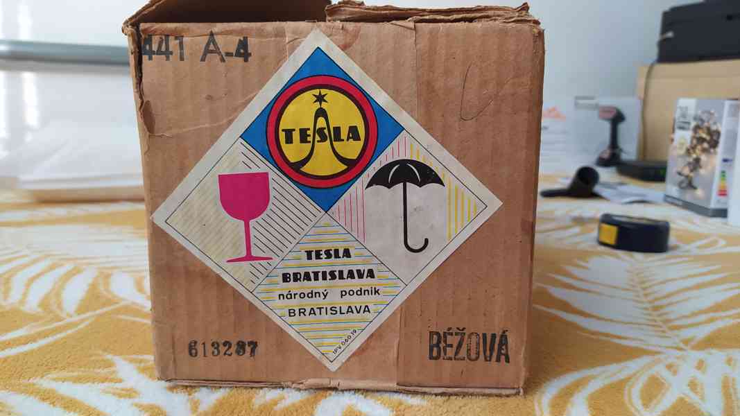 Rádio Tesla 441 A-4 včetně originální krabice - foto 9