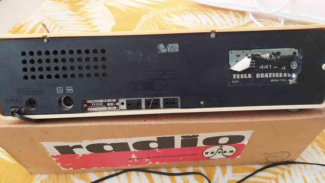 Rádio Tesla 441 A-4 včetně originální krabice - foto 6