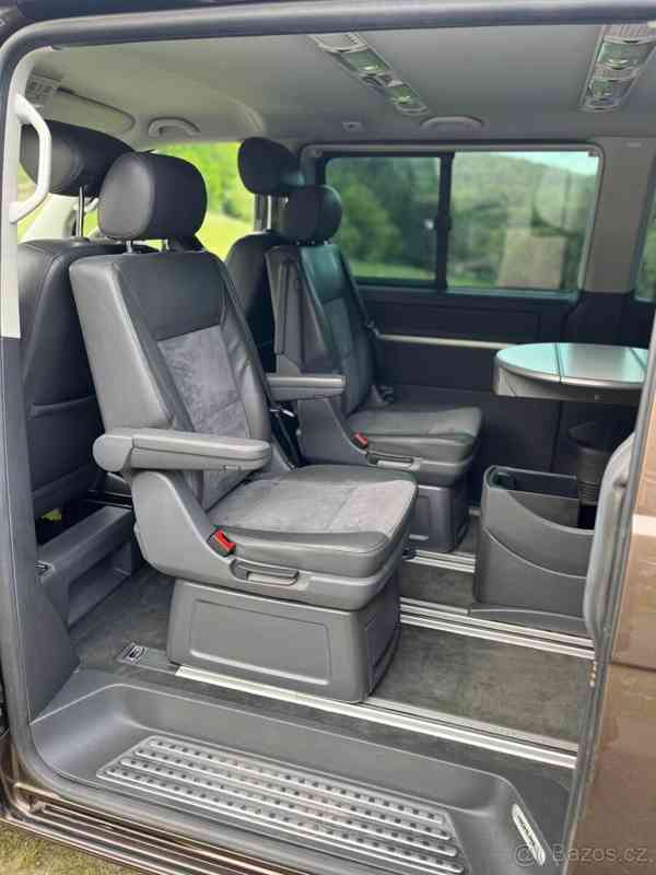 Volkswagen Multivan 2,0 T5.1, DSG Highline - foto 17