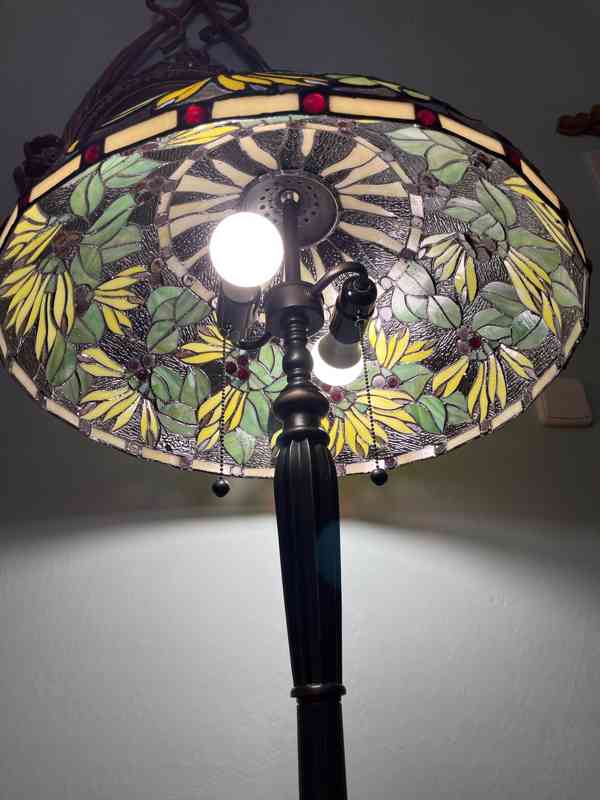 Tiffany stojací lampa - foto 3