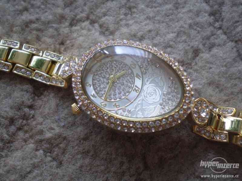 Moderní zlacené hodinky SPEERS DIAMONTS - foto 3
