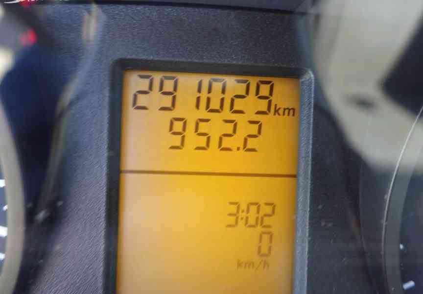 Mercedes Benz Vito 2.2 CDI r.v.2012 (70 kw) 9.mÍST serviska - foto 7