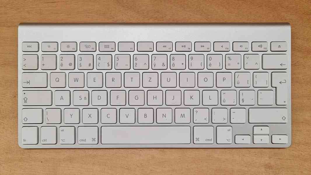 Apple Wireless Keyboard A1314, CZ - foto 2