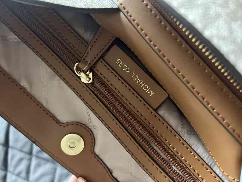 Kabelka Michael Kors - foto 2