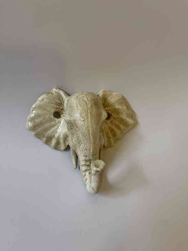 Slon - kovový nástěnný věšák - foto 1