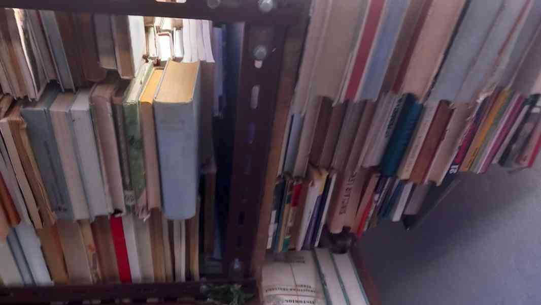 Prodám větší množství knih - foto 14