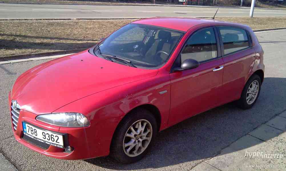 Alfa Romeo 147 1,6 TS 120k - foto 1