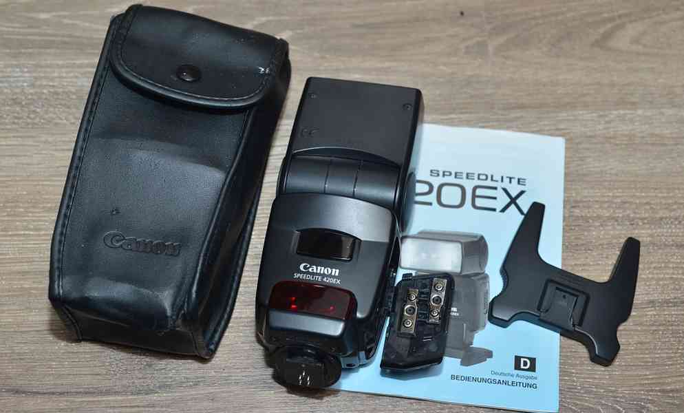 Canon Speedlite 420 EX **Externí*E-TTL/E-TTL II* - foto 3