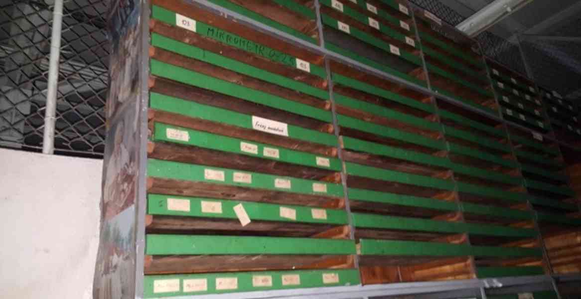 Regálový systém - výdejna 2350x515(375)x2000 - foto 3