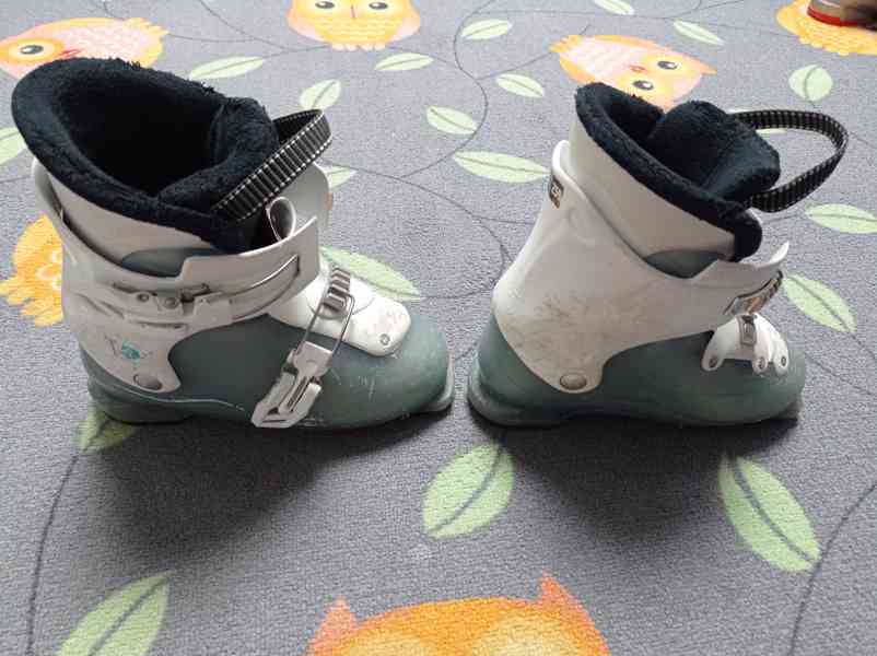 Dětské lyžařské boty Salomon vel. 21 (259), EUR 33 - foto 2