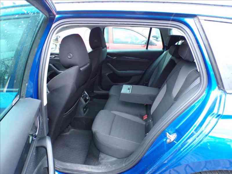 Škoda Octavia 2,0 TDI 1.majitel, ČR,DPH - foto 11