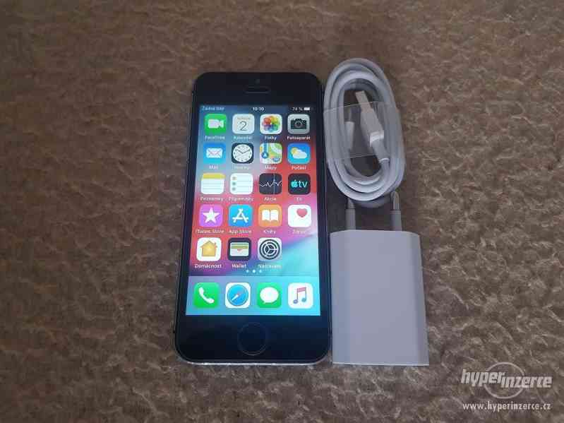 Prodám pěkný Apple iPhone 5s 16GB šedý - foto 1