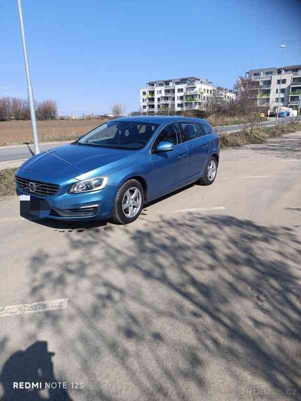 Volvo V60 2,0 - foto 2