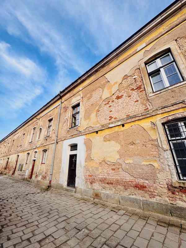 Jaroměř - Josefov: Byt 2+1 se zahrádkou a pergolou - foto 14