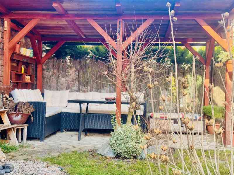 Jaroměř - Josefov: Byt 2+1 se zahrádkou a pergolou - foto 16