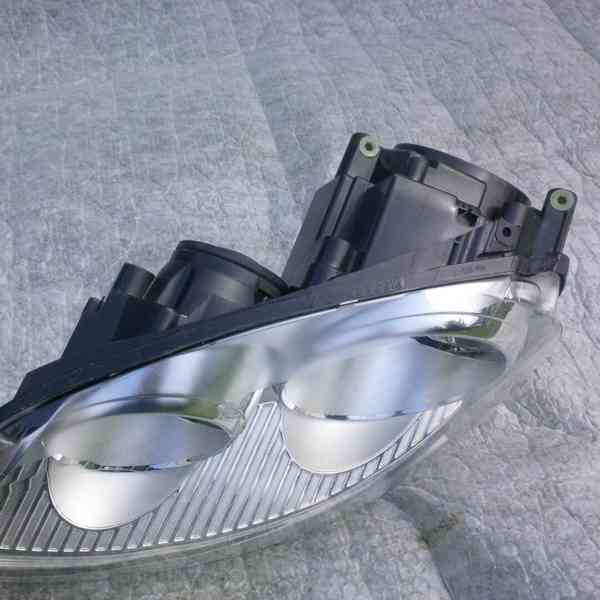 predni svetlo svetla vw golf v 5 prave leve - foto 10