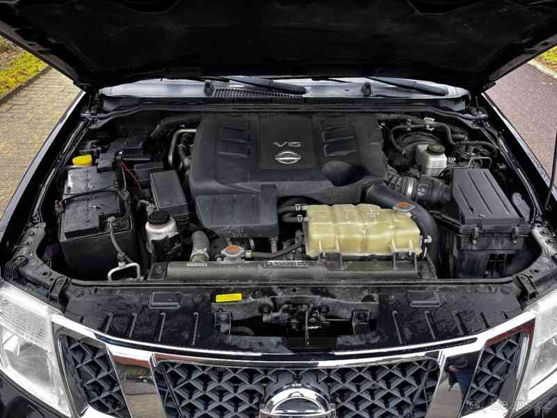 Nissan Navara 3,0   V6 2012 - foto 9