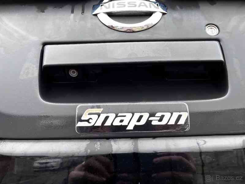 Nissan Navara 3,0   V6 2012 - foto 4